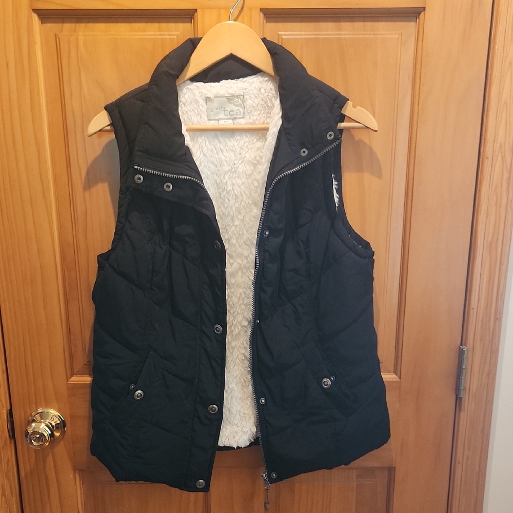 GreenTea Black Quilted Puffer Vest